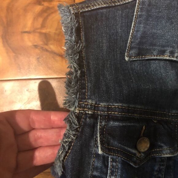 Kut from the Kloth, denim vest, small, distressed - Picture 3 of 4